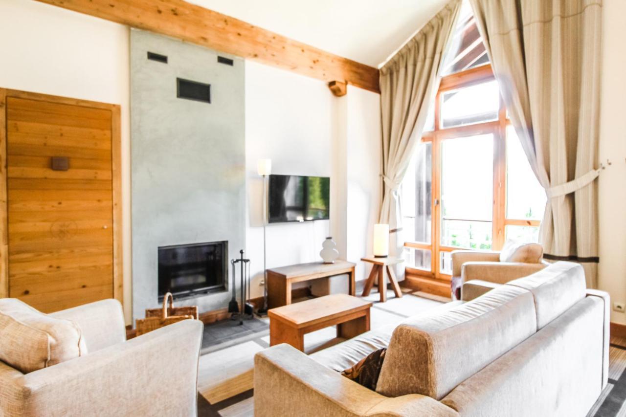 Private Penthouse 2-Bed Apartment, Ski In And Out In 5* Flaine Residence Exterior photo
